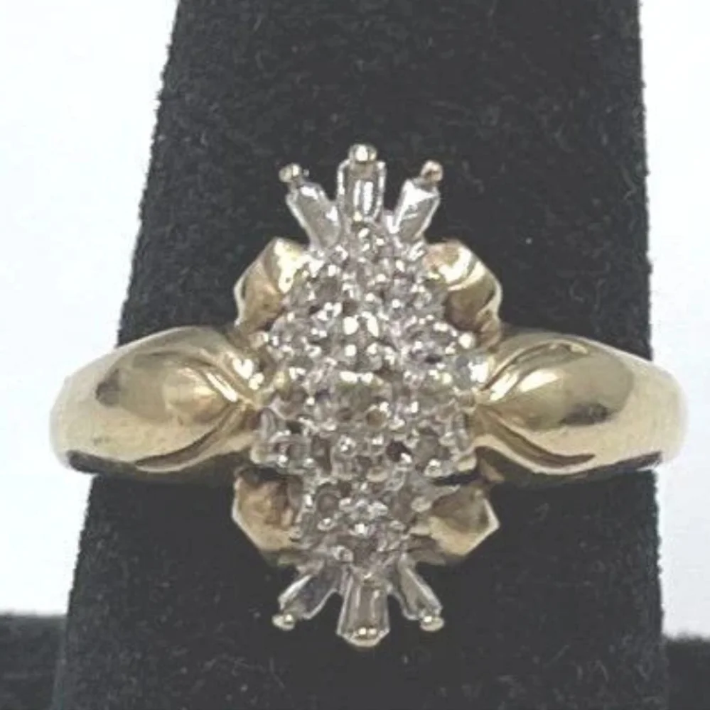 10K Solid GOLD GENUINE DIAMOND Cluster Ring